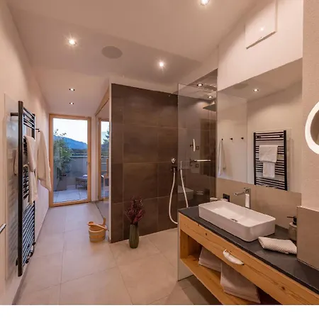 Rob Guest house *